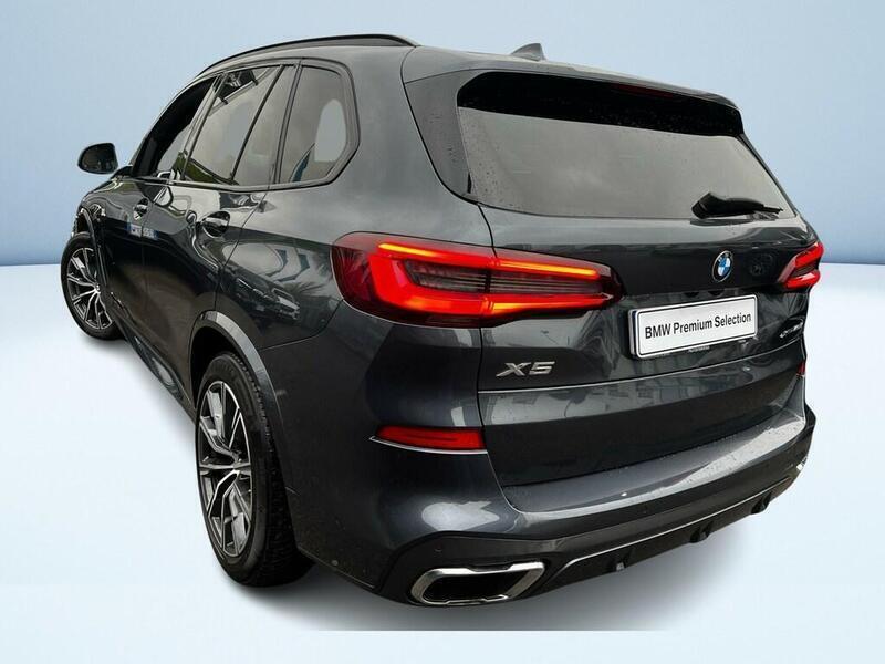 Usato 2022 BMW X5 3.0 Diesel 340 CV (73.000 €)