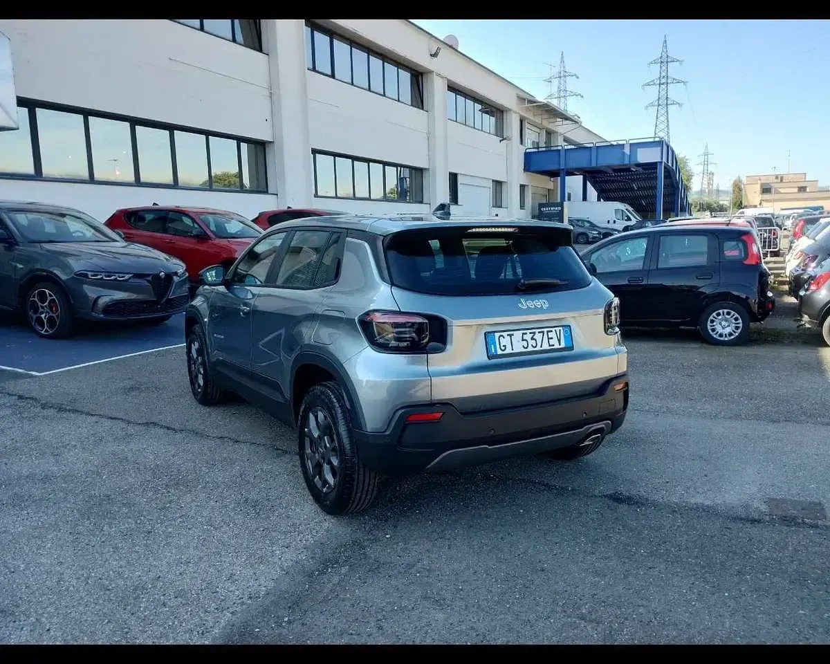 Usata Jeep Avenger Longitude 101 CV (74 kW) 2024 Grigio SUV