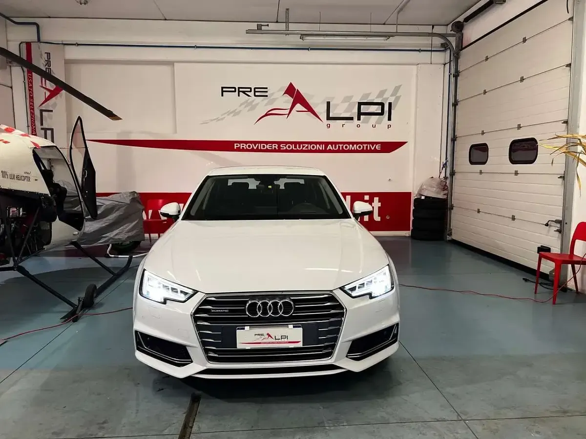 Usata Audi A4 Sport 256 CV (188 kW) 2017 Bianco Berlina