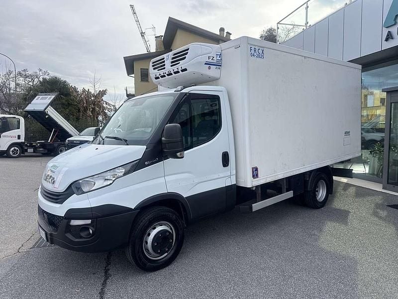 Usata Iveco Daily 150 CV (110 kW) 2019 Bianco Furgone