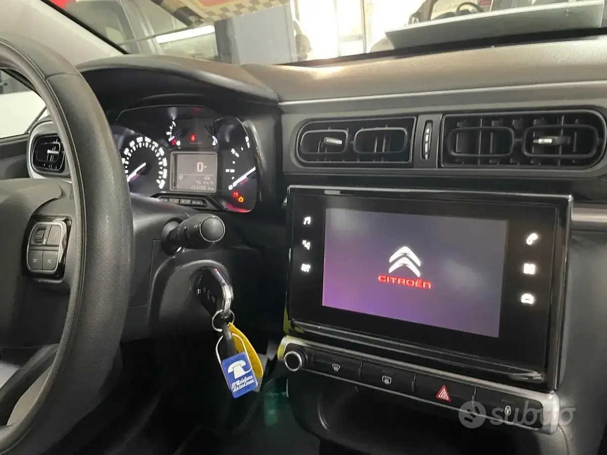 Usata Citroën C3 Feel 75 CV (55 kW) 2017 Grigio Berlina