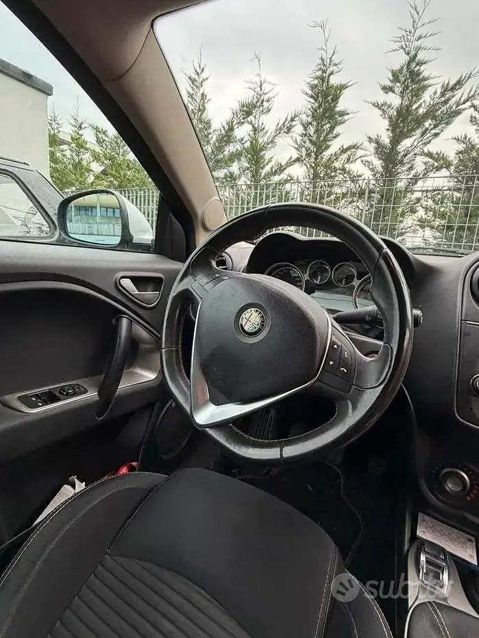 Usata Alfa Romeo MiTo 85 CV (62 kW) 2015 Nero Utilitaria