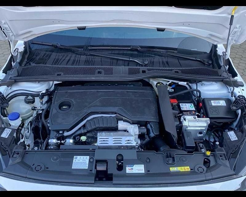 Usata Peugeot 208 Allure 110 CV (80 kW) 2025 Bianco Utilitaria