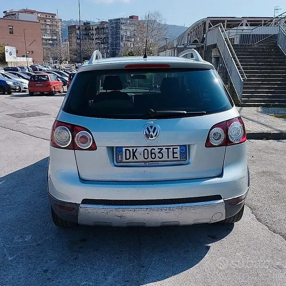 Usata VW Golf Plus Cross 105 CV (77 kW) 2007 Verde Monovolume