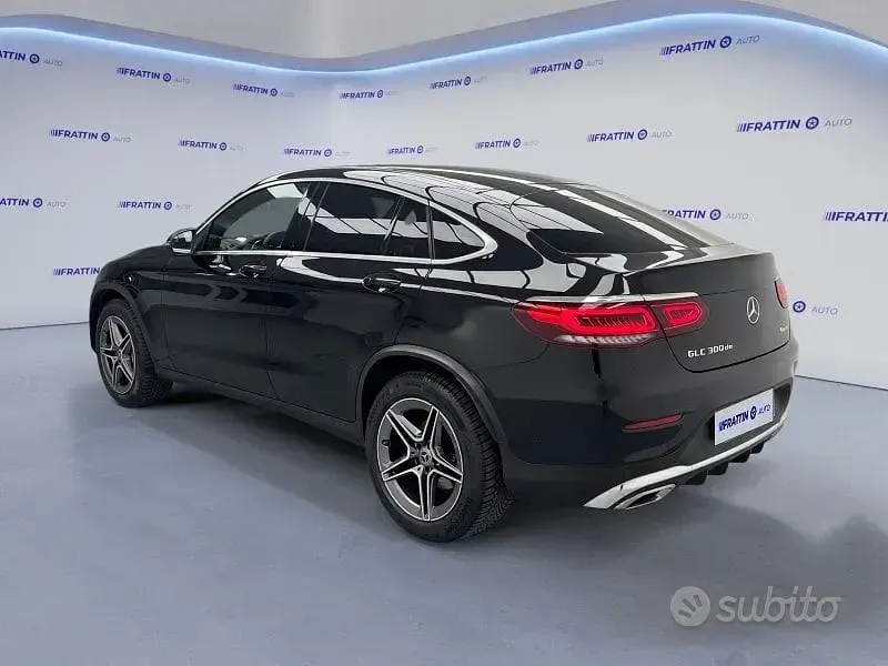 Usata Mercedes GLC300 Premium Plus 194 CV (142 kW) 2022 Nero SUV