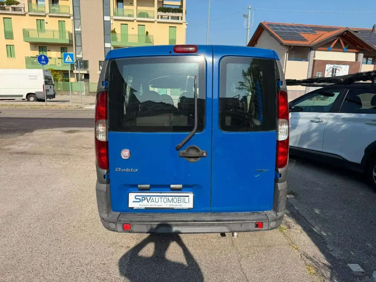 Usata Fiat Doblò Dynamic 84 CV (61 kW) 2010 Blu Monovolume