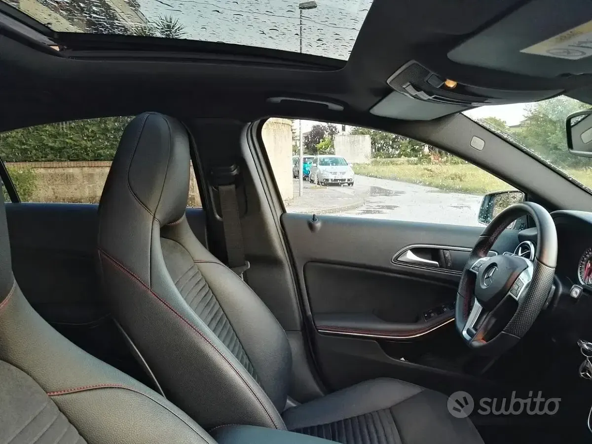 Usata Mercedes 180 AMG 109 CV (80 kW) 2015 Berlina