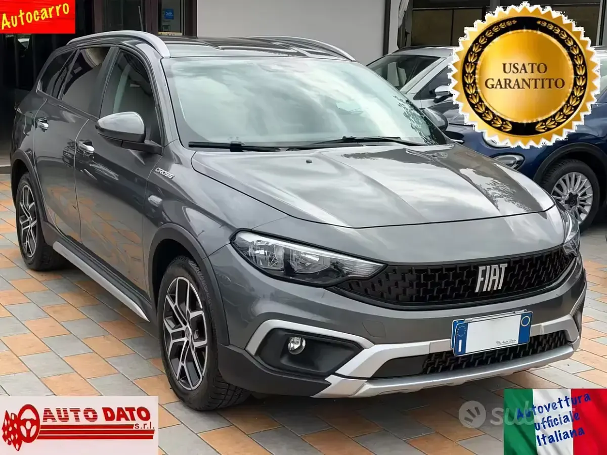 Usata Fiat Tipo Cross 131 CV (96 kW) 2023 Grigio Station wagon