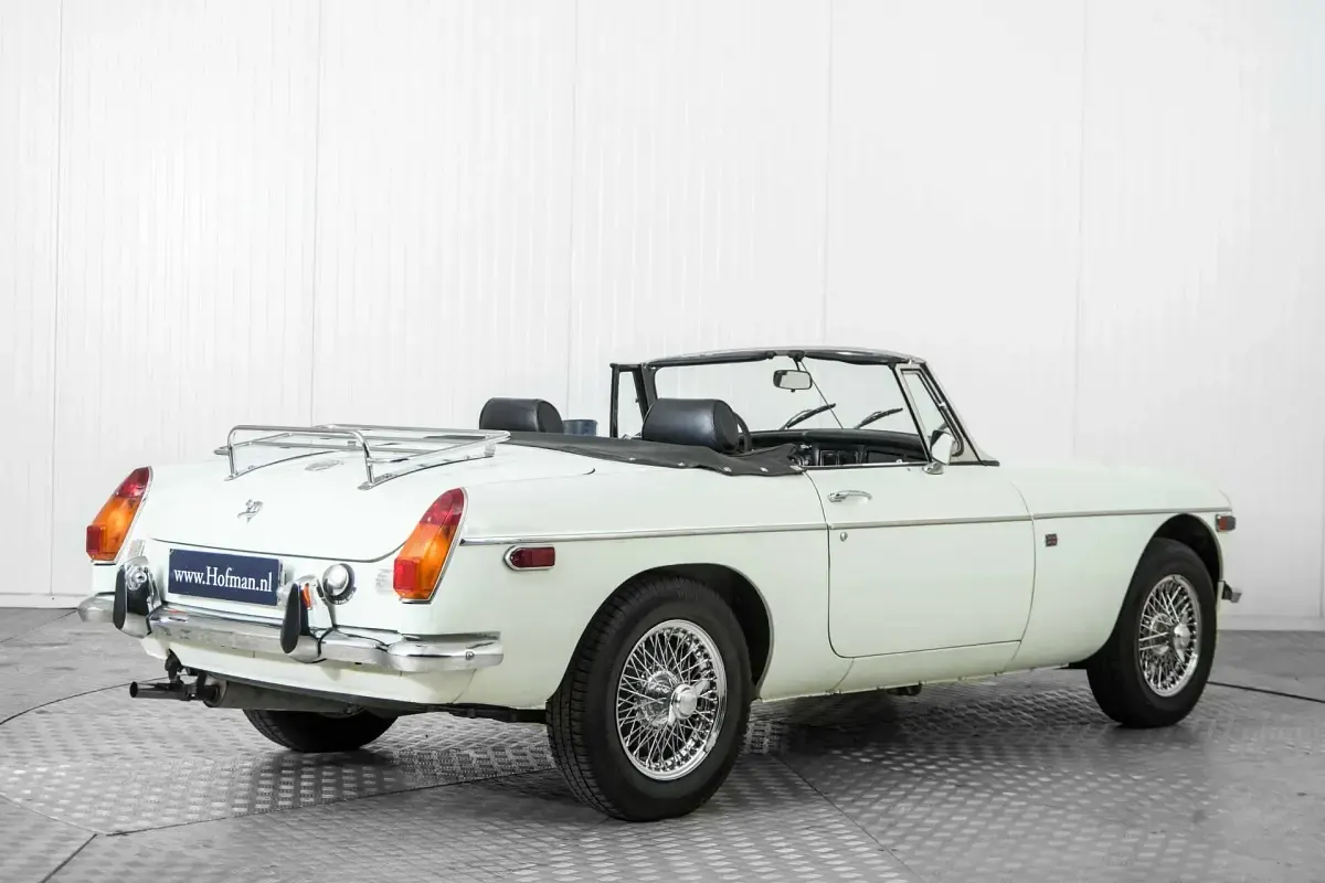 Usata MG B 97 CV (71 kW) 1975 Bianco Cabrio