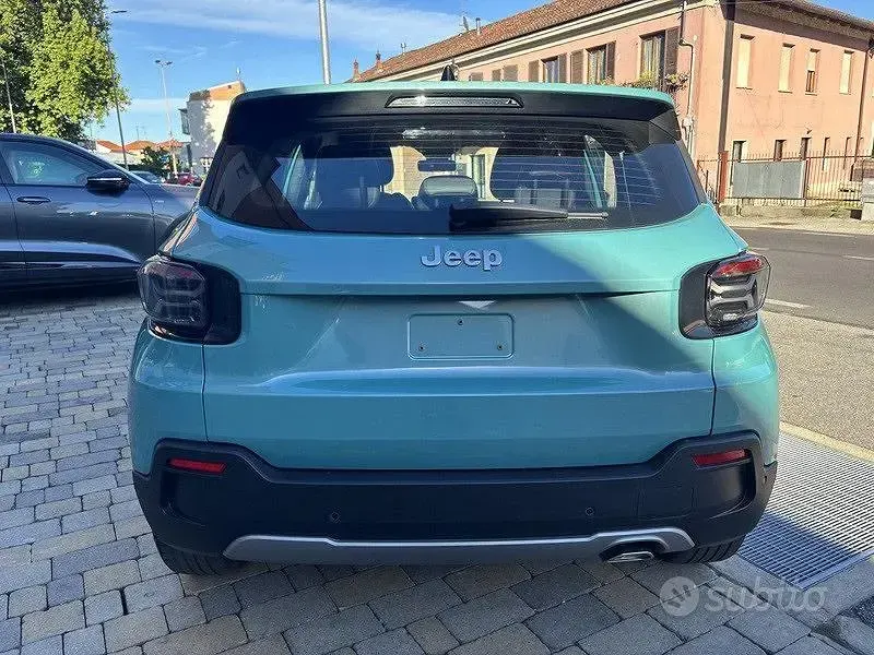 Usata Jeep Avenger Altitude 101 CV (74 kW) 2024 Blu/azzurro SUV