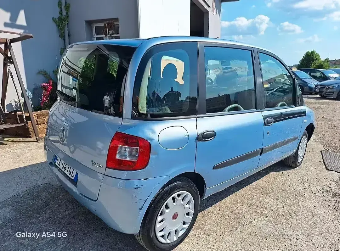 Usata Fiat Multipla Active 103 CV (75 kW) 2005 Bluazzurro Monovolume