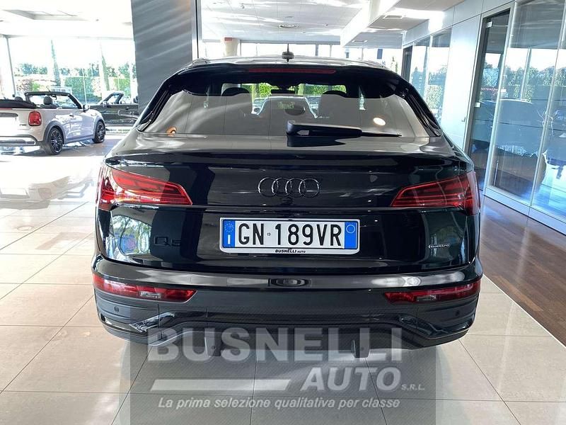 Begagnad Audi Q5 Sportback S-line plus 204 HK (150 kW) 2023 Svart SUV