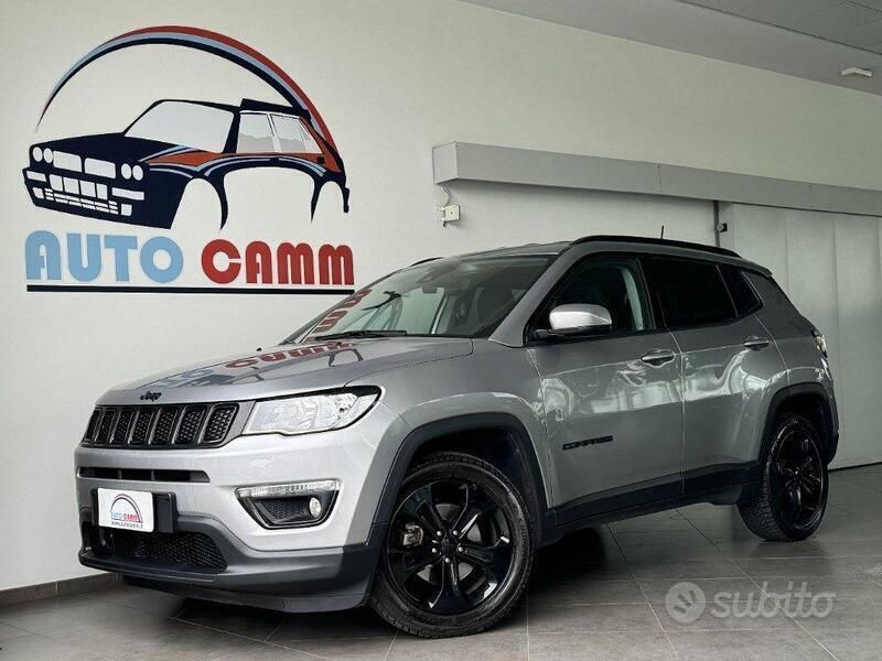 Grigio Usata 2018 Jeep Compass Night Eagle SUV | 14.400 € (Buon prezzo) - Immagine 1/4