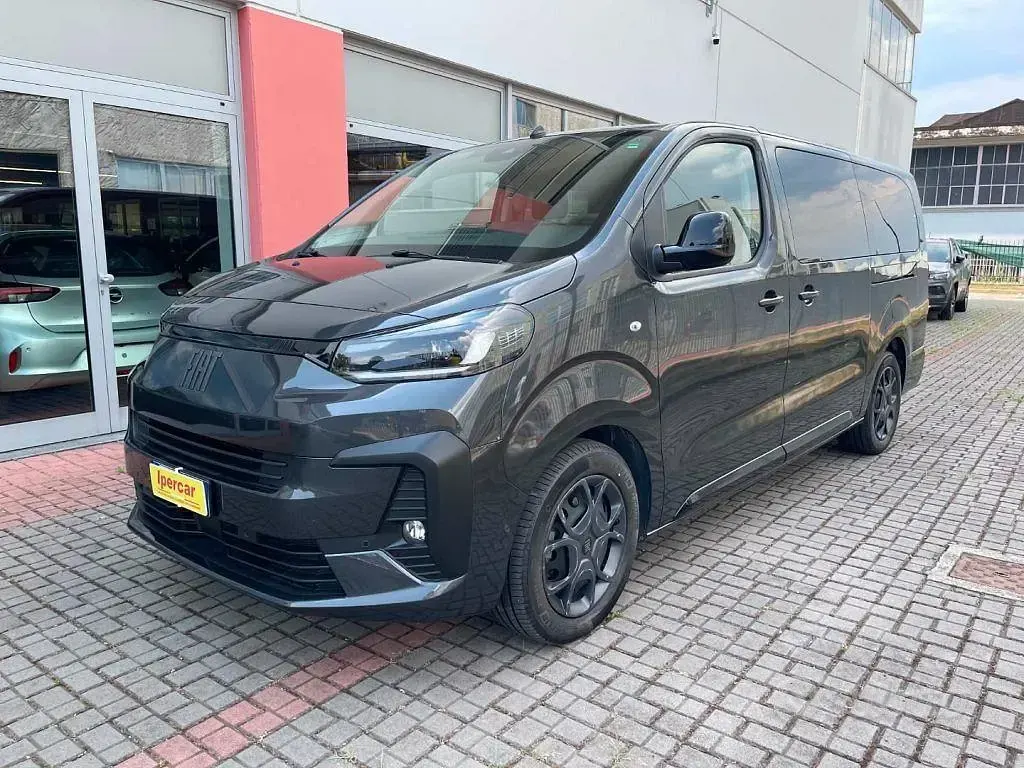 Usata Fiat E-Ulysse S 131 kW (179 CV) 2025 Nero Monovolume