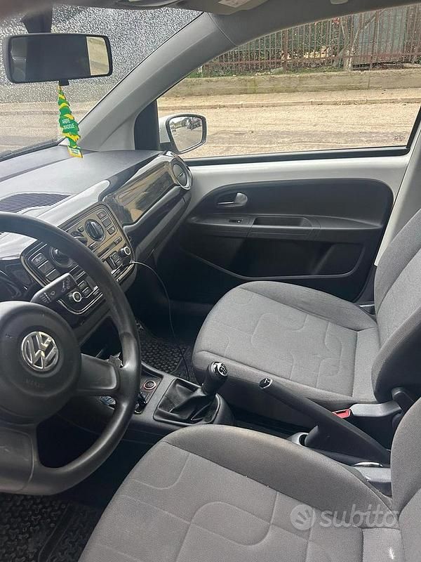 Usata VW up! 2014 Bianco Utilitaria