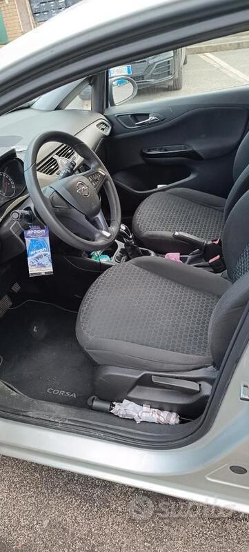 Usata Opel Corsa 95 CV (69 kW) 2017 Grigio Berlina