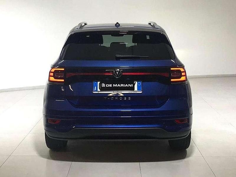 Usata VW T-Cross R-line 110 CV (80 kW) 2021 Blu/azzurro SUV