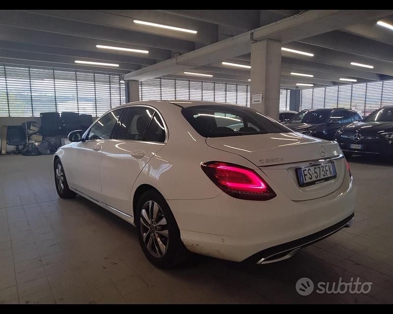 Usata Mercedes C220 194 CV (142 kW) 2018 Bianco Berlina