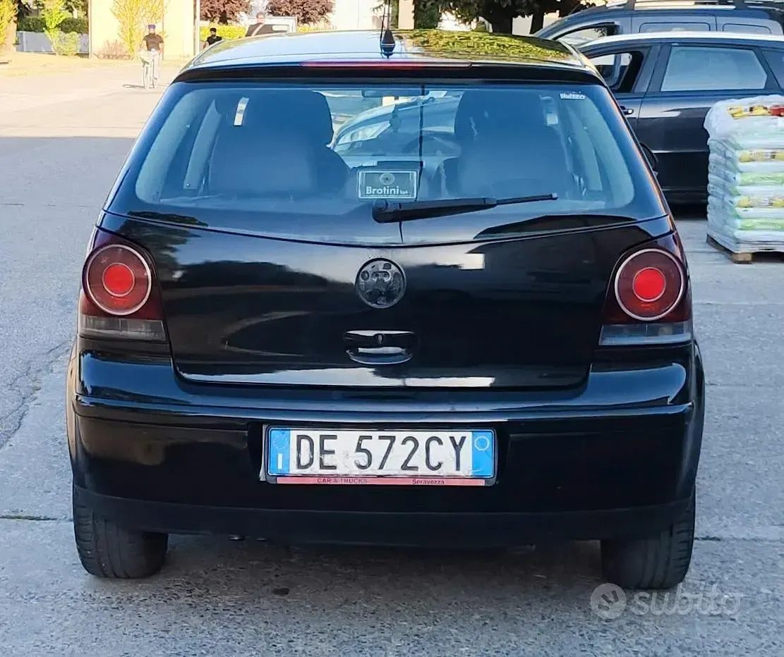 Usata VW Polo Sportline 69 CV (50 kW) 2007 Nero Utilitaria