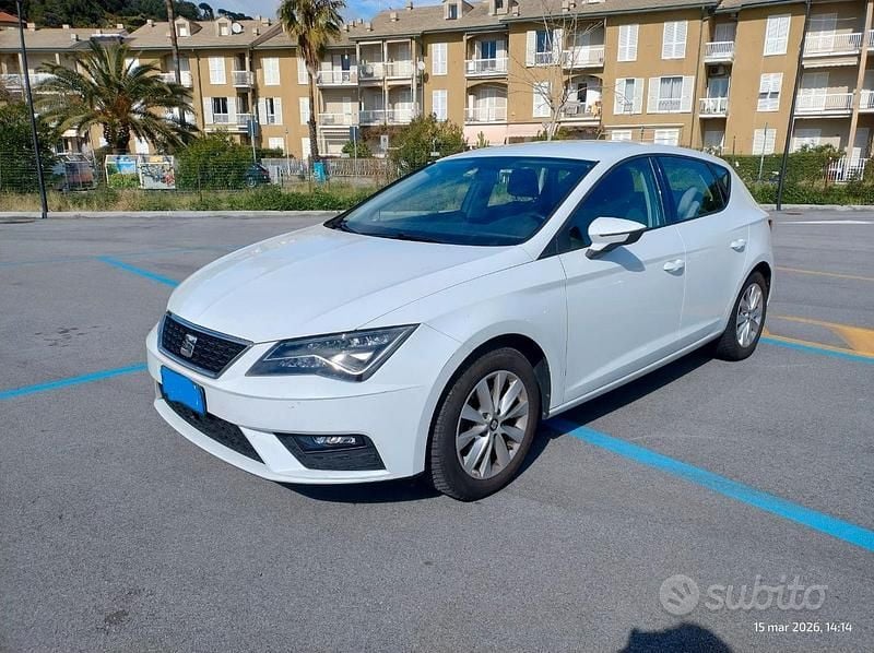 Usata Seat Leon Style 116 CV (85 kW) 2019 Bianco Berlina