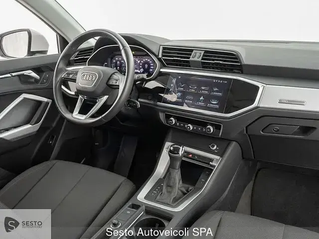 Usata Audi Q3 Business 245 CV (180 kW) 2023 Bianco SUV