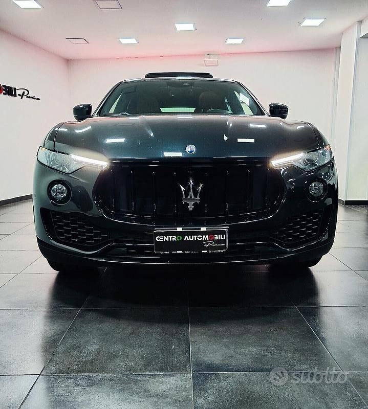 Usata Maserati Levante GranLusso 250 CV (183 kW) 2020 Nero SUV