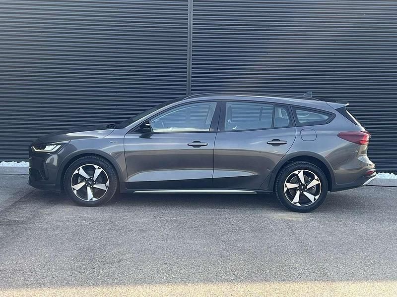 Usata Ford Focus Active X 125 CV (91 kW) 2023 Grigio Station wagon