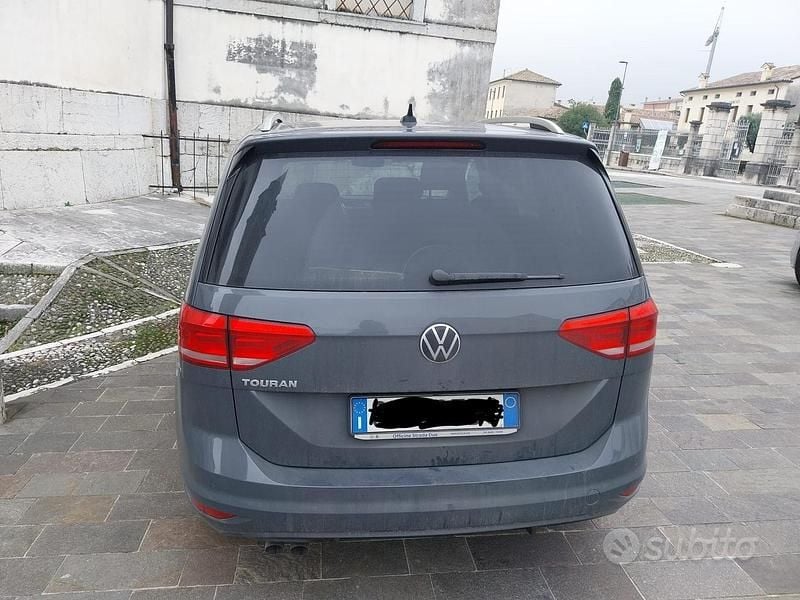 Usata VW Touran 150 CV (110 kW) 2021 Monovolume