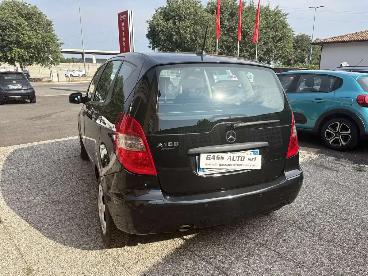 Usata Mercedes A160 95 CV (69 kW) 2011 Nero Utilitaria