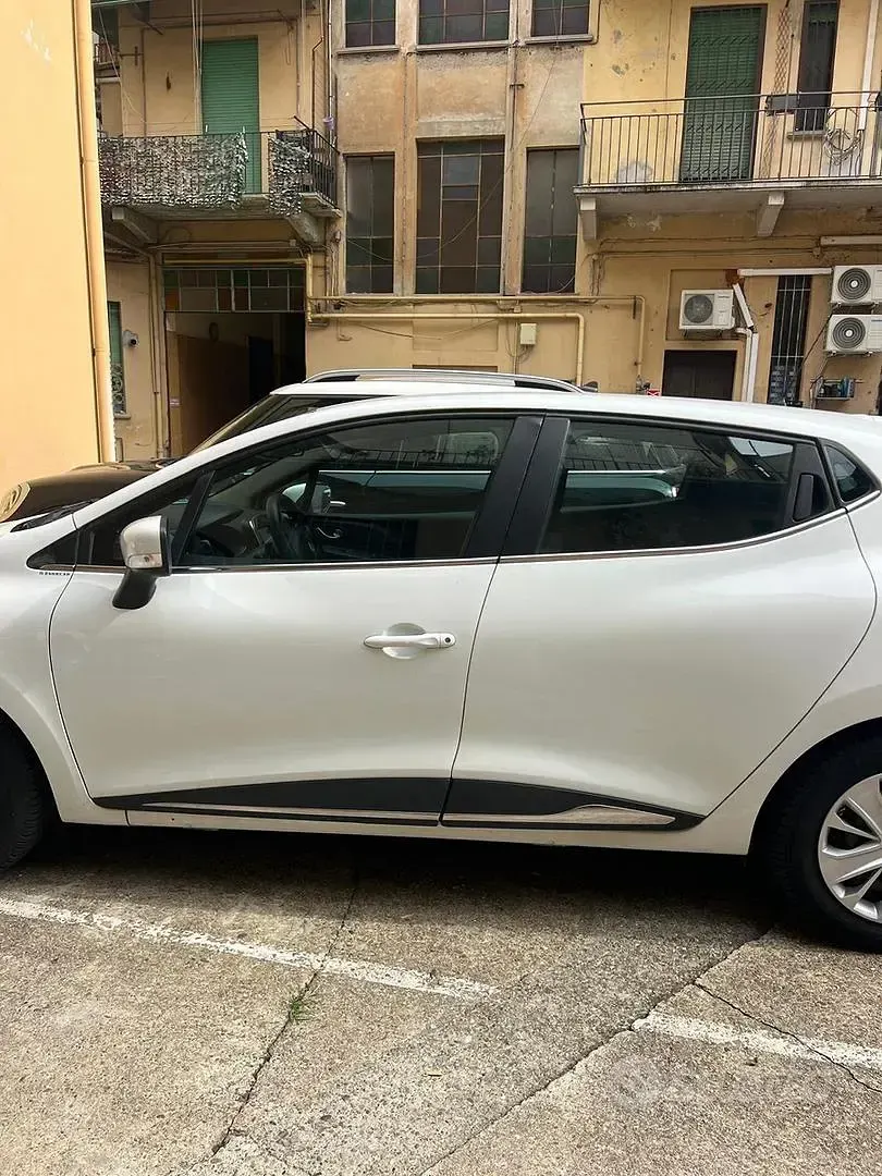 Usata Renault Clio 75 CV (55 kW) 2016 Bianco Utilitaria