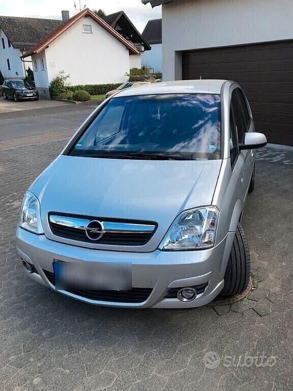 Usata Opel Meriva 105 CV (77 kW) 2009 Grigio Monovolume