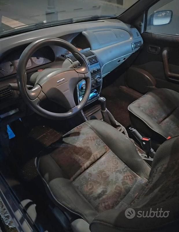Brugt Fiat Punto 63 HK (46 kW) 1999 Grå Hatchback