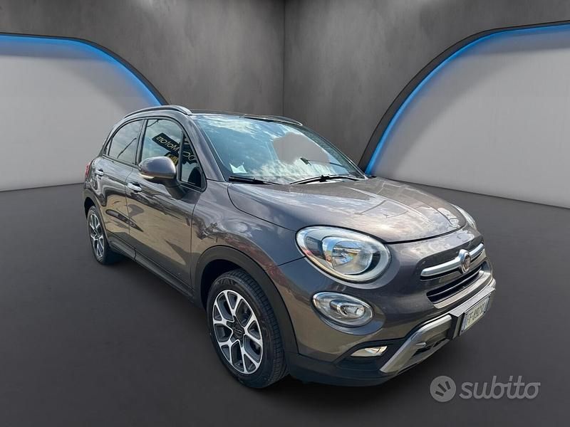 Begagnad Fiat 500X Cross Plus 120 HK (88 kW) 2015 Grå SUV