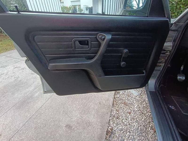 Usata BMW 316 90 CV (66 kW) 1985 Berlina