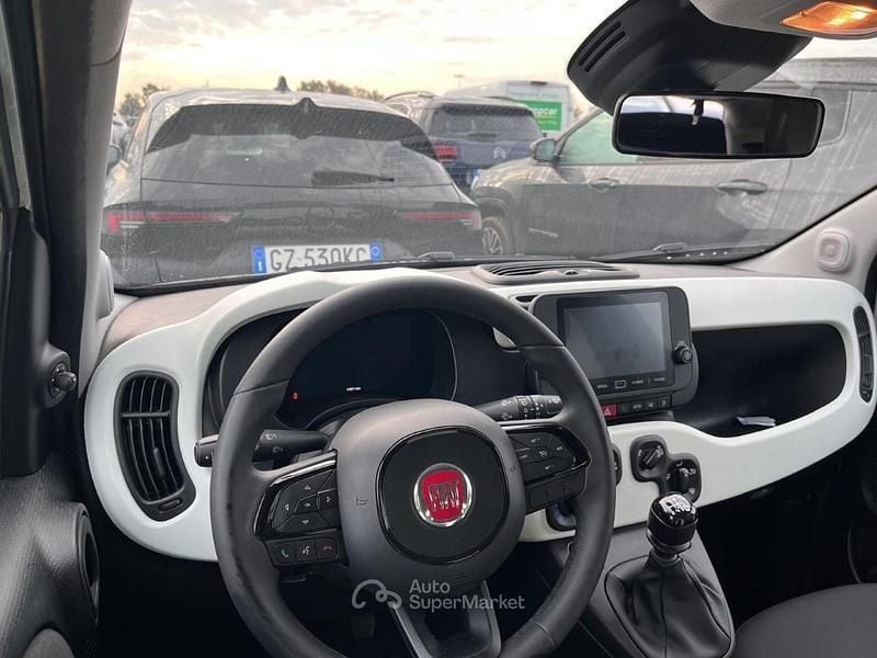 Usata Fiat Panda Cross Cross 69 CV (50 kW) 2025 Bianco Utilitaria