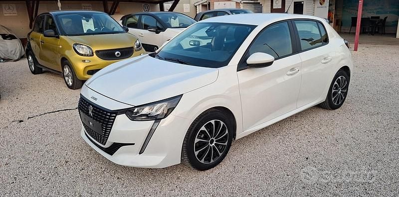 Usata Peugeot 208 75 CV (55 kW) 2020 Bianco Utilitaria