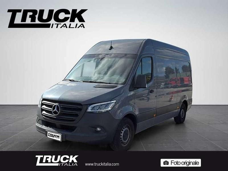 Usata Mercedes Sprinter 163 CV (119 kW) 2021 Grigio scuro Furgone