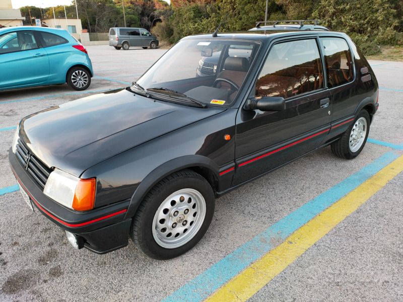 Usata Peugeot 205 GTi 113 CV (83 kW) 1988 Grigio