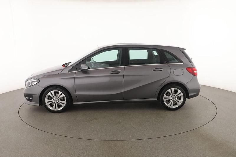 Usata Mercedes B160 AMG 102 CV (75 kW) 2018 Grigio Monovolume