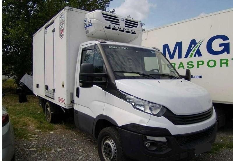 Usata Iveco Daily 160 CV (117 kW) 2017 Bianco Furgone