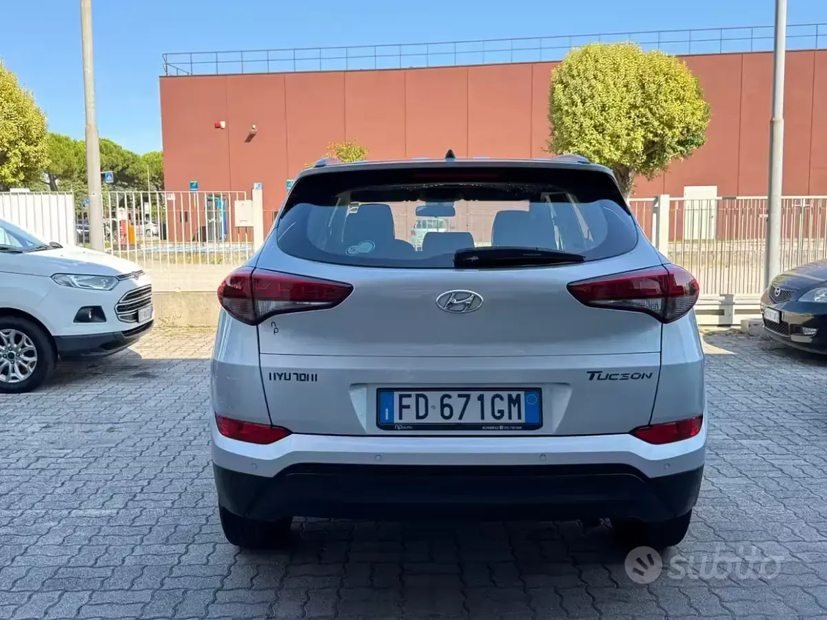 Usata Hyundai Tucson Xpossible 116 CV (85 kW) 2016 Grigio SUV