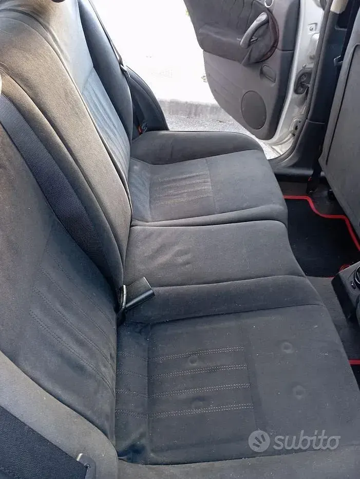 Usata Alfa Romeo 147 120 CV (88 kW) 2008 Grigio Utilitaria