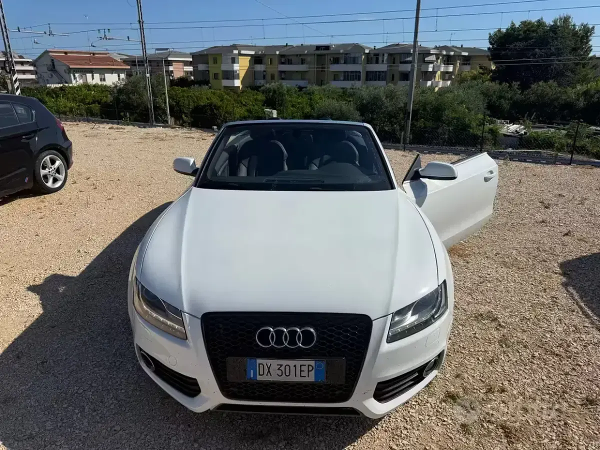 Usata Audi A5 Cabriolet 190 CV (139 kW) 2010 Bianco Cabrio