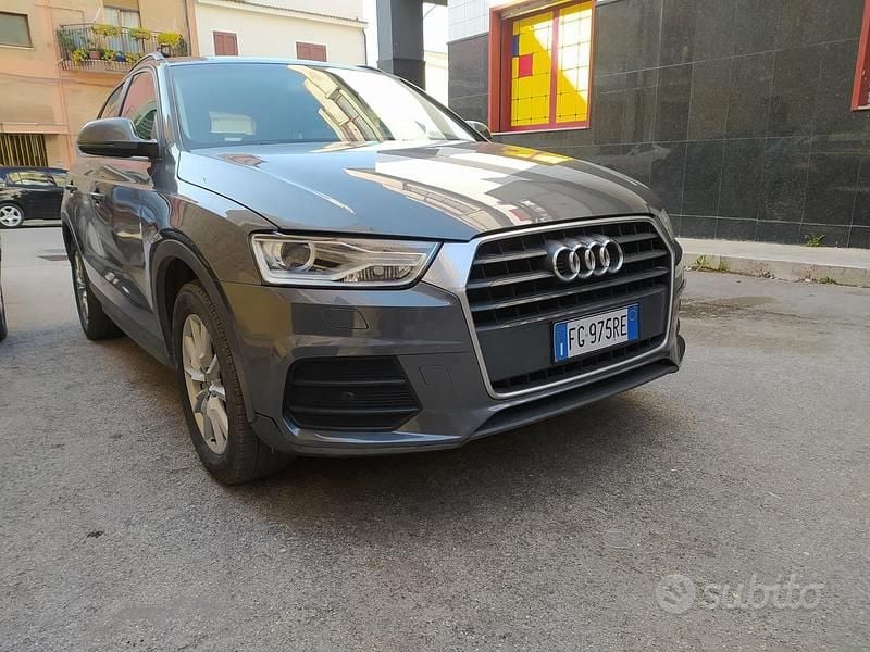 Usata Audi Q3 Comfort 150 CV (110 kW) 2015 Grigio SUV
