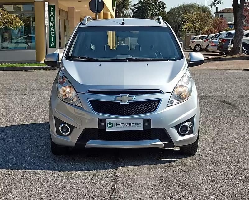 Usata Chevrolet Spark LT 82 CV (60 kW) 2010 Argento Utilitaria