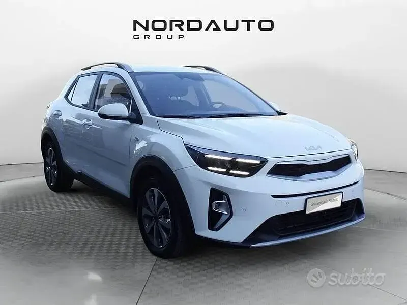 Occasion Kia Stonic Urban 100 ch (73 kW) 2025 Blanc SUV