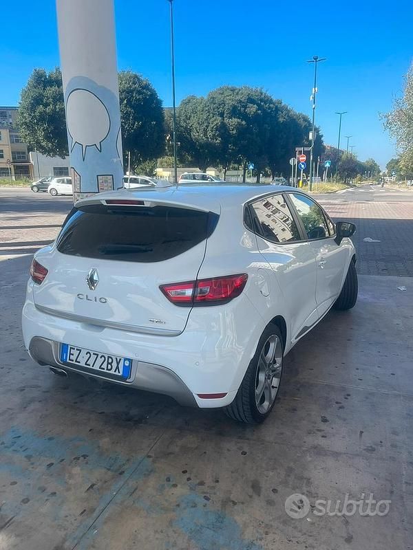 Usata Renault Clio IV GT-Line 90 CV (66 kW) 2015 Bianco Berlina