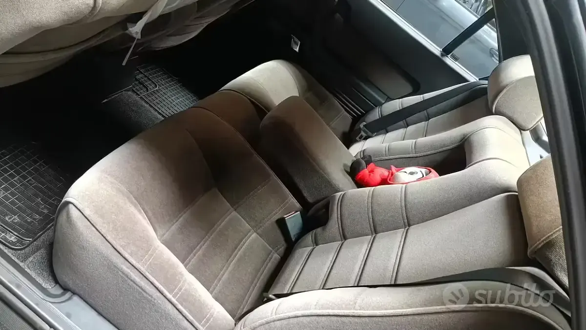 Usata Alfa Romeo 164 Super 144 CV (105 kW) 1994 Nero Berlina