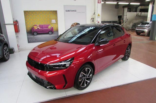 Nuova Opel Corsa 101 CV (74 kW) 2025 Rosso Utilitaria