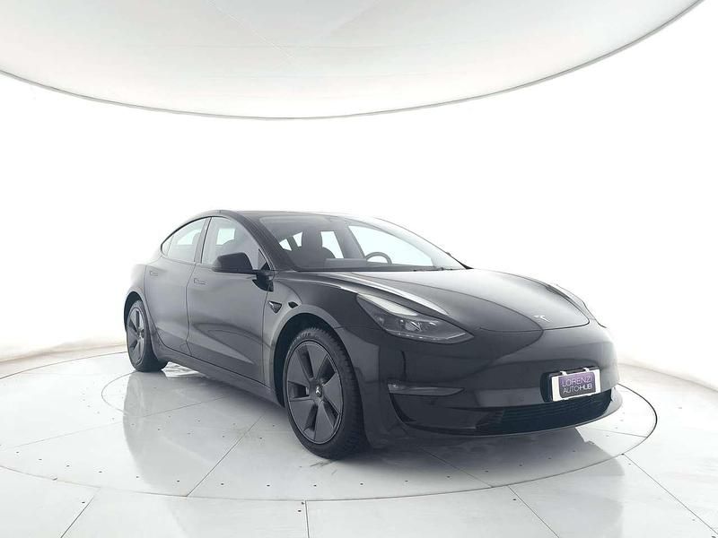 Usata Tesla Model 3 152 kW (208 CV) 2021 Nero pastello Berlina